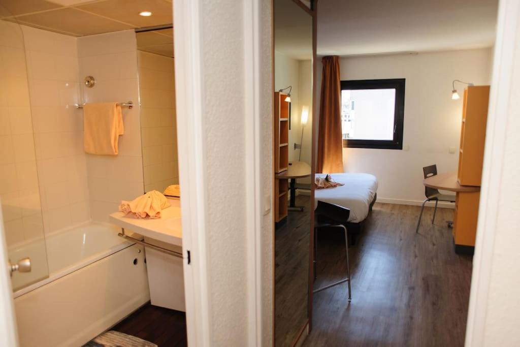 5 Minutes Du Zenith - Studio Chic Pantin Exterior foto